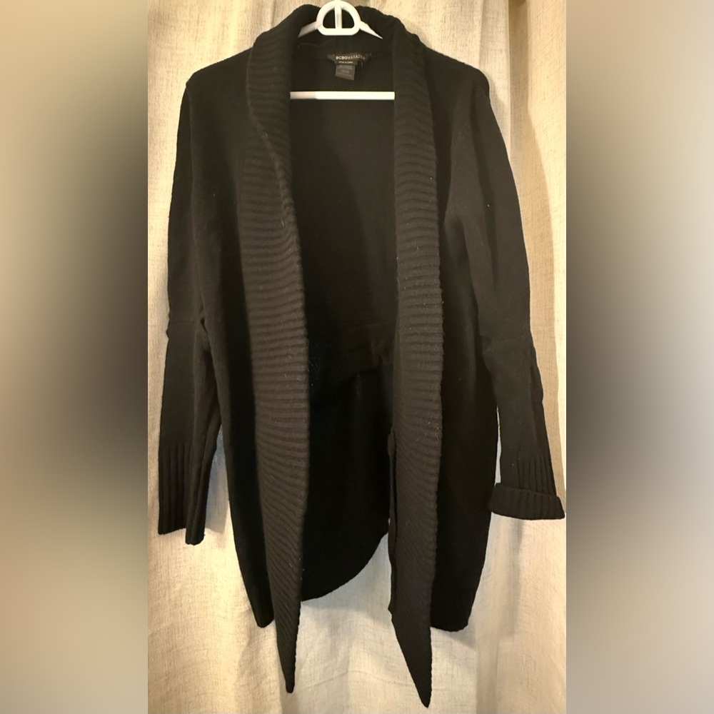 BCBGMaxAzria Black Lambswool open-front cardigan sweater
